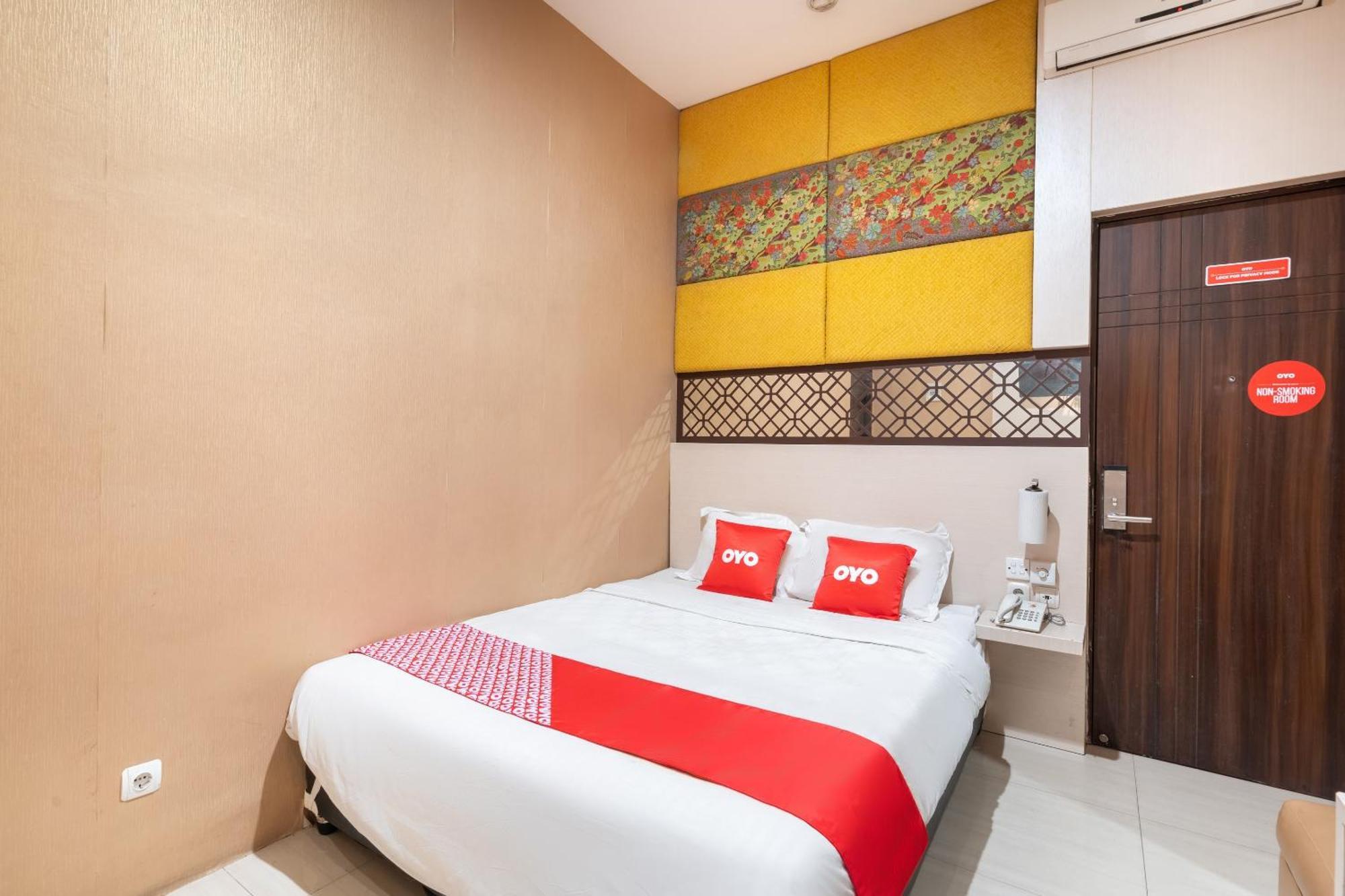 Hotel Super Oyo Flagship 91863 Metro House Surabaya Exterior foto